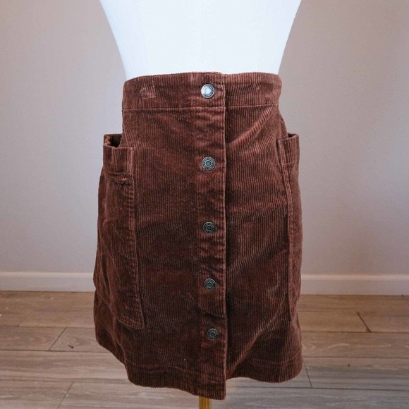 Gap Womens Skirt Corduroy Mini Skirt Buttons Pockets Fall Sz 12 Career Office - Picture 3 of 10